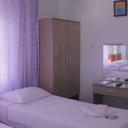 Bed & Breakfast Fiesta 2*